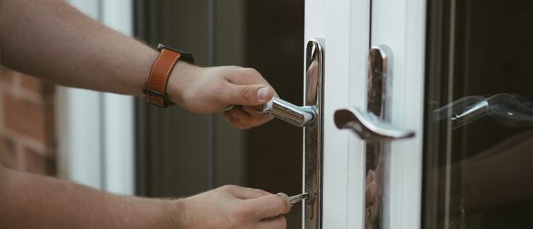 24 hour key locksmith Del Aire